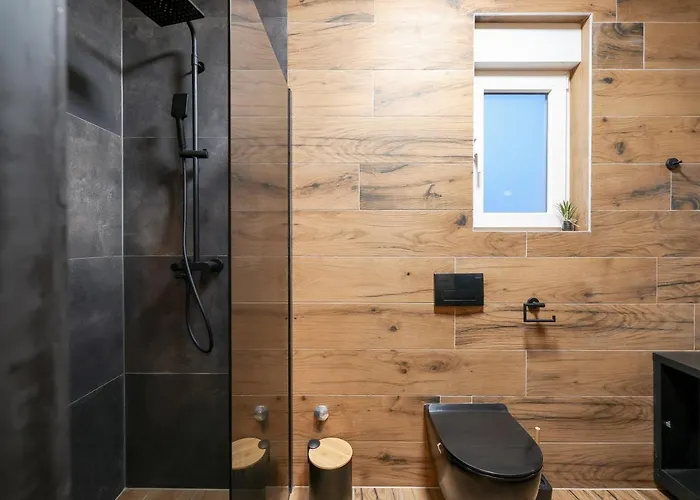 La Reina - Private Heated Pool & Garden Villa Bibinje