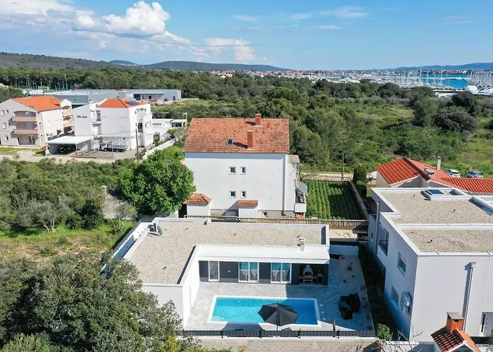 La Reina - Private Heated Pool & Garden * Bibinje