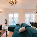 La Reina - Private Heated Pool & Garden Бибинье