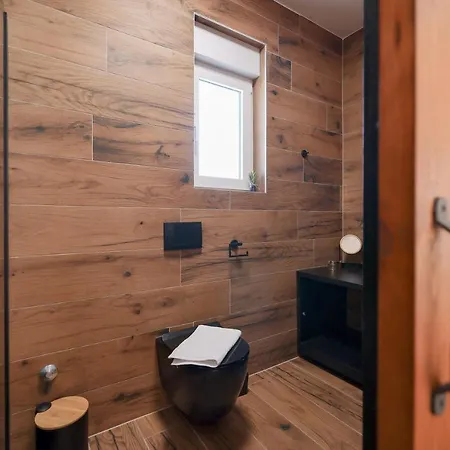 Ground-floor La Reina - Private Heated Pool & Garden Villa