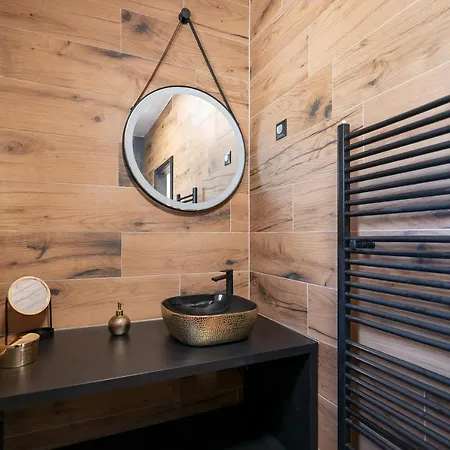 Villa Ground-floor La Reina - Private Heated Pool & Garden Bibinje