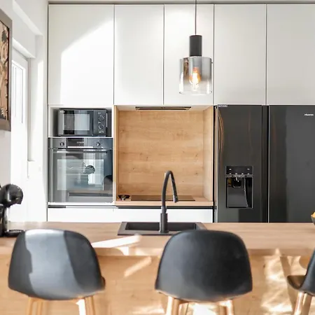 Ground-floor La Reina - Private Heated Pool & Garden * Bibinje