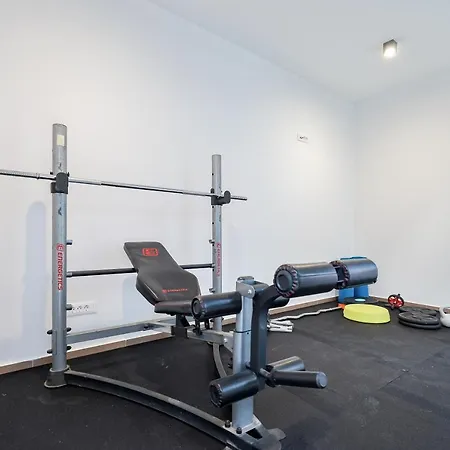 Ground-floor La Reina - Private Heated Pool & Garden