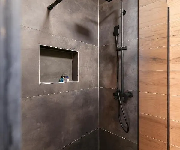 Βίλα Villa La Reina - Private Heated Pool & Garden